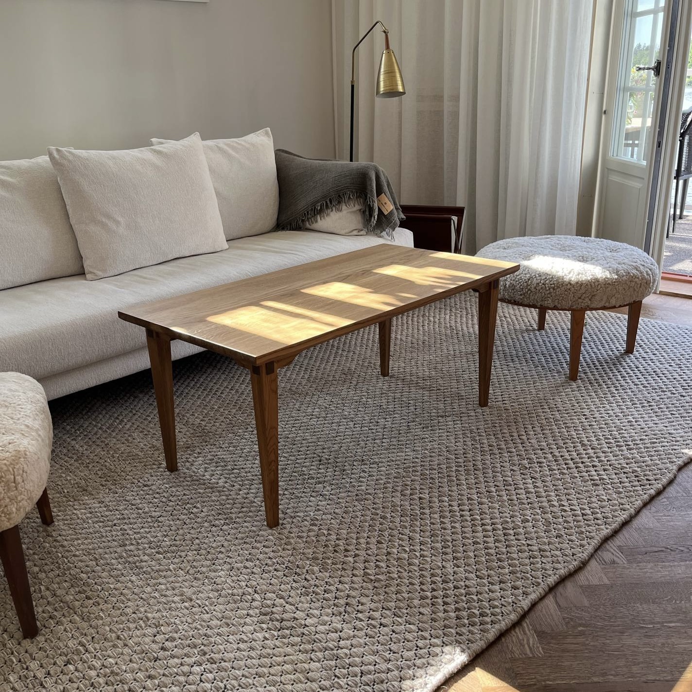 Rektangulärt soffbord i trä - bild 4