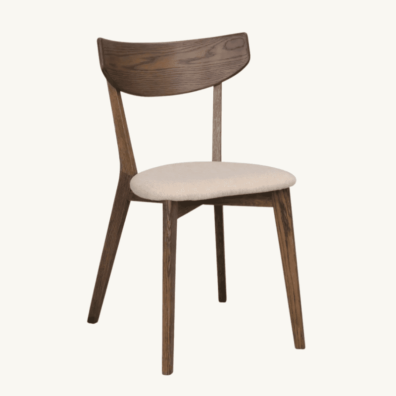 Stol Ami - klassisk trästol i massiv ek med textilsits